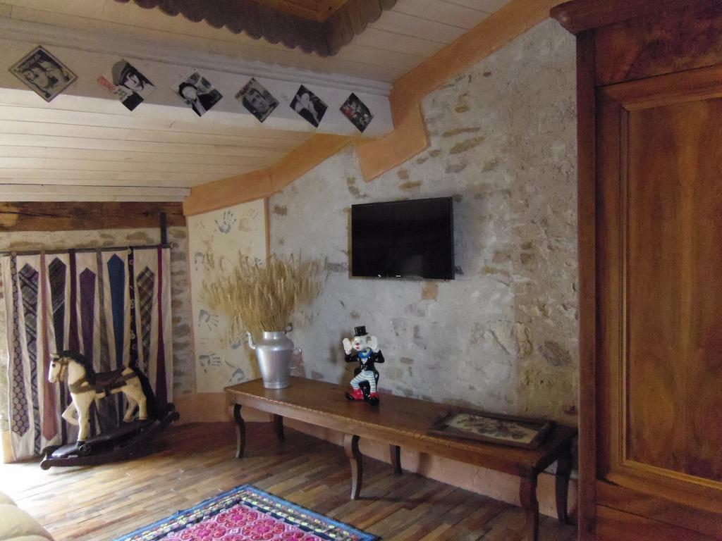 Cuiseaux Place Des Nobles B&B 객실 사진