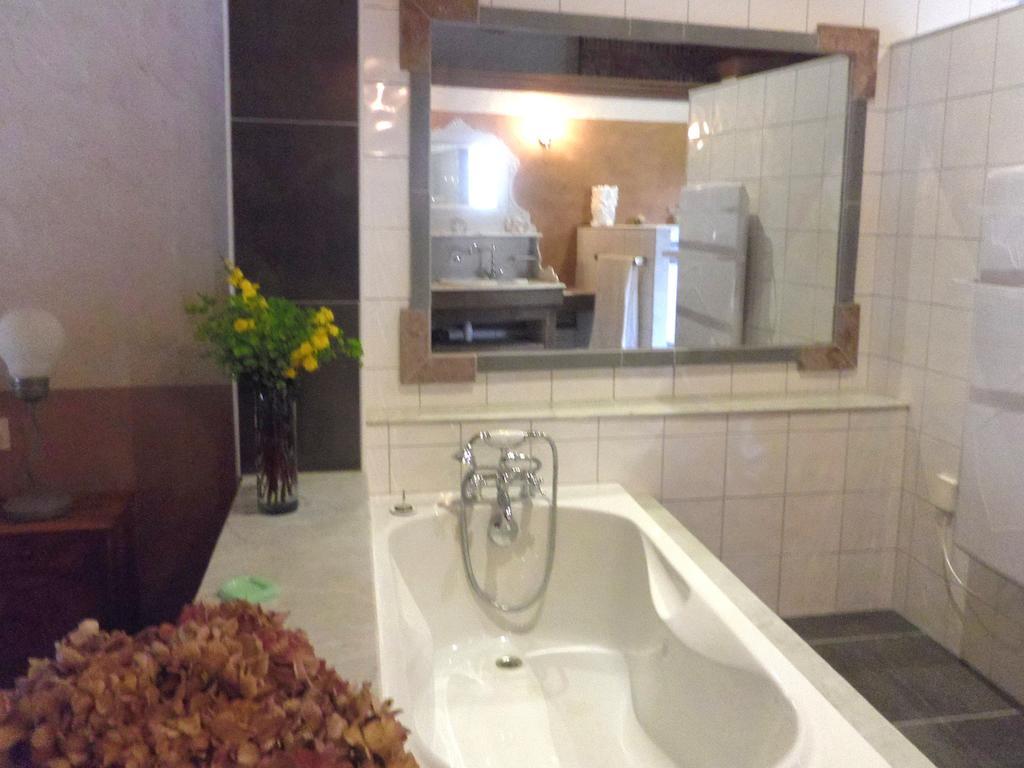 Cuiseaux Place Des Nobles B&B 외부 사진